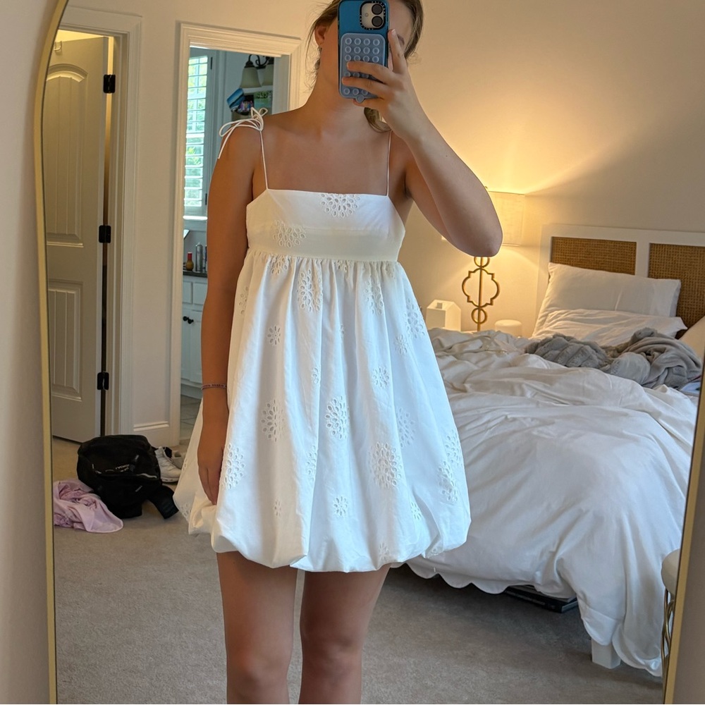 Zara XS White Eyelet Dress